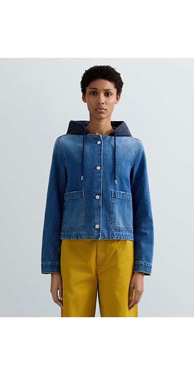 フード付きデニムジャケット